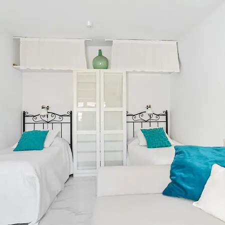 Townhouse In The Old Historic Town With An Amazing 360-degree View Almunecar